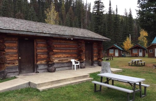 West Glacier Resort | Enchanting Tree House Tent Cocoon #01 - Family Friendly Retreat