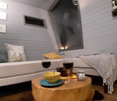 Puqueldon Cabin | Relax at Tree Lodge Chiloe - Enjoy Breakfast & Great Reviews
