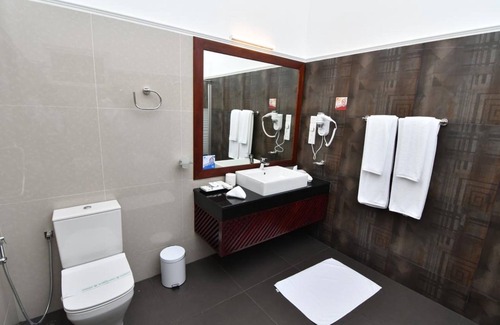 Nugawela Resort | Explore Tree of Life Nature Resort with Pool and Spa