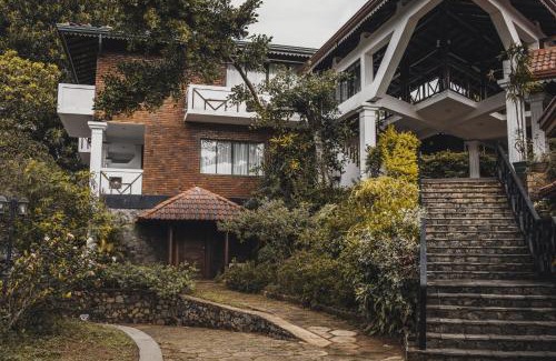 Nugawela Resort | Explore Tree of Life Nature Resort: 5-Star Family Retreat