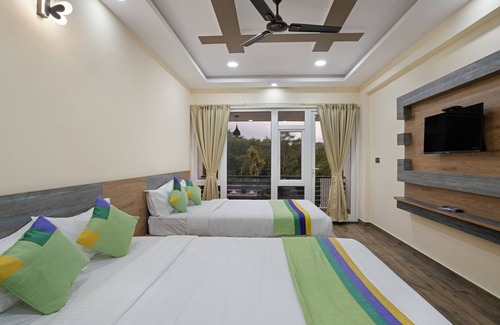 Chikkamagaluru Hotel | Top-Rated Treebo Trend 3C Comforts: Family-Friendly Stay