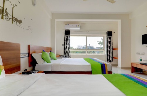 Kushalnagar Hotel | Budget-Friendly Treebo Atithi Comforts Near Nisargadhama