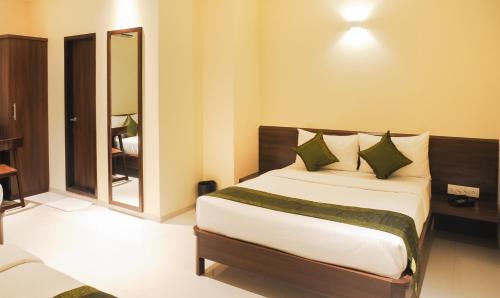 Kolhapur Hotel | Cozy Stay at Treebo Balaji Residency with Delicious Breakfast