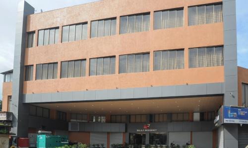 Kolhapur Hotel | Cozy Stay at Treebo Balaji Residency with Delicious Breakfast