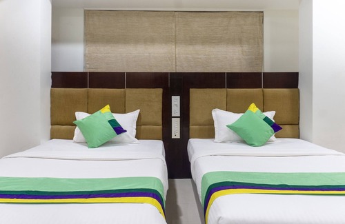 Aundh Hotel | Cozy Treebo Bhairavee Hotel in Baner with Free Breakfast