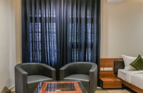 Kozhikode Hotel | Welcoming Treebo Casino: Family-Friendly & Accessible Stay