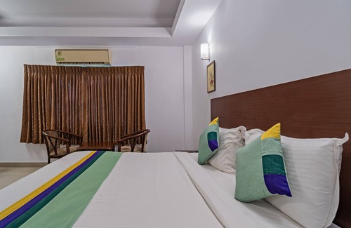 Thrissur Hotel | Budget-Friendly Treebo Central with Family Amenities