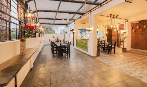 Nagpur Hotel | Convenient Treebo Chalets Near Nagpur Airport with Breakfast