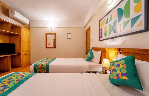 Kazhakuttam Hotel | Treebo Classic Highway Side