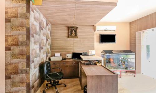 Durgapur Hotel | Treebo Concerto Residentia: Family-Friendly with Dining Options