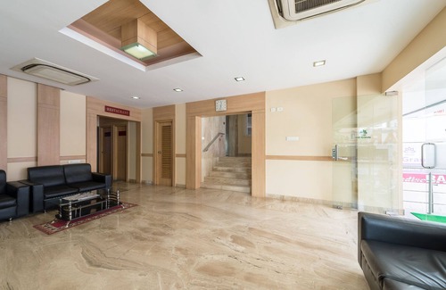 Ram Nagar Hotel | Budget-Friendly Stay at Treebo ESS Grande: Family-Centric Amenities