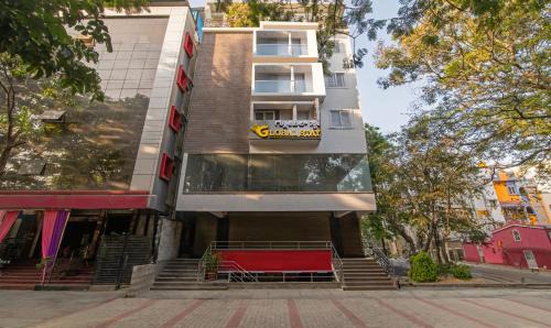 Jayanagar Hotel | Comfortable Treebo Global Stay in Jayanagar with Breakfast