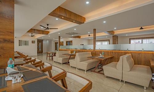 Agara Hotel | Enjoy Family-Friendly Comfort at Treebo Global Stay, Uttarahalli