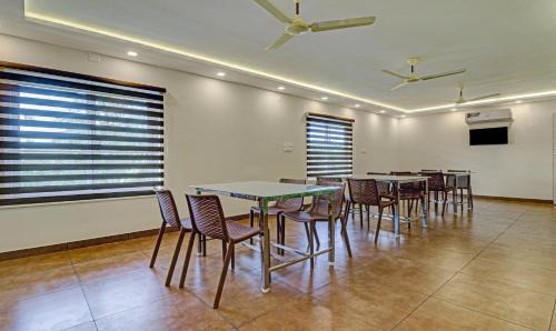 Nedumbassery Hotel | Relax at Treebo Golden Terminal near Kochi Airport