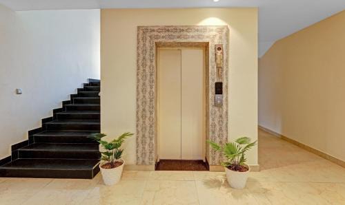 Lucknow Hotel | Family-Friendly Stay at Treebo Heaven Grand with Dining