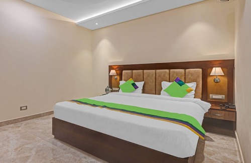 Lucknow Hotel | Budget-Friendly Stay at Treebo Trend Heaven Grand