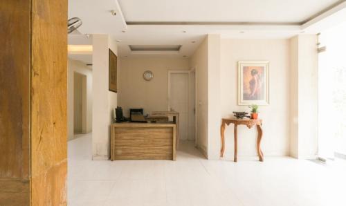 Sector 70 Hotel | Budget-Friendly Stay at Treebo House Inn with Breakfast