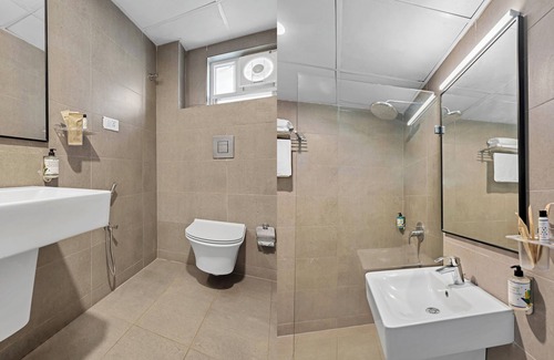 Medchal Hotel | Treebo Hydotel Kompally