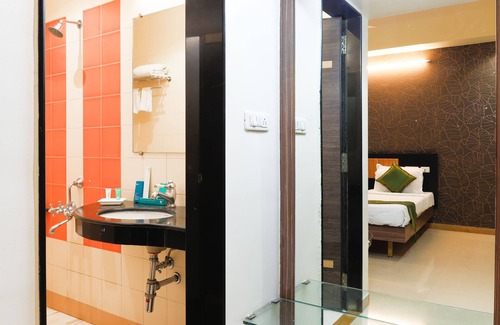 Cidco Hotel | Comfortable Stay at Treebo Trend Yuvraj, Aurangabad
