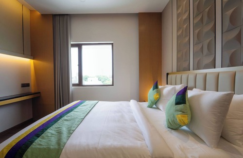 Katpadi Hotel | Discover Treebo Kingsbury Fiesta: Family-Friendly Stay