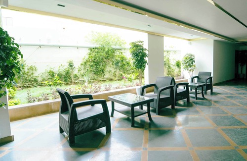 Katpadi Hotel | Discover Treebo Kingsbury Fiesta: Family-Friendly Stay