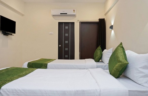 Baner Hotel | Affordable Stay at Treebo Lotus Baner with Breakfast & Accessibility