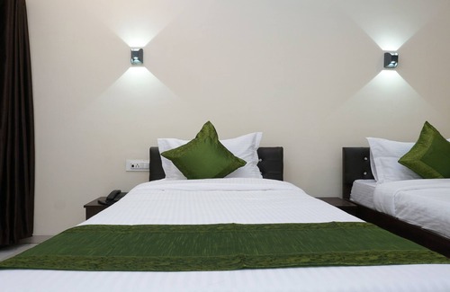 Baner Hotel | Affordable Stay at Treebo Lotus Baner with Breakfast & Accessibility