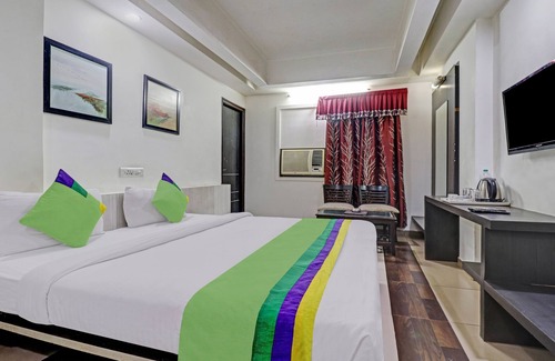 Maharana Pratap Nagar Hotel | Discover Treebo Mohit Regency: Family-Friendly Retreat