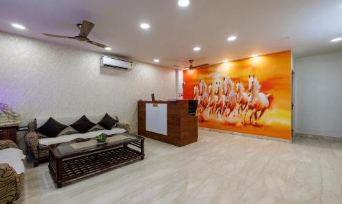 Rohini Hotel | Discover Treebo MVM Residency: Family-Friendly Comfort