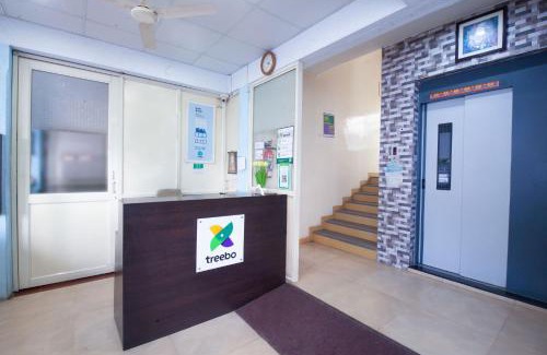 Hadapsar Hotel | Comfortable Treebo Park View in Hadapsar with Breakfast
