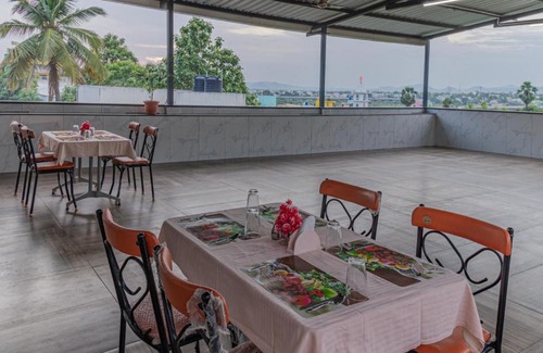 Vellore Hotel | Child-Friendly Retreat at Treebo Pranav Park