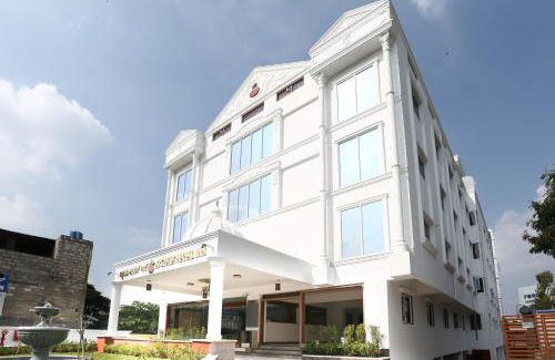 Mysore Hotel | Explore Treebo Akshaya Mahal Inn: Family-Friendly Retreat