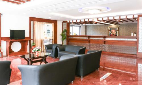 Mysore Hotel | Explore Treebo Akshaya Mahal Inn: Family-Friendly Retreat