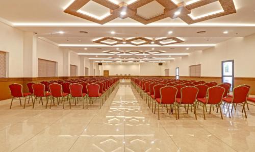 Ambalapuzha Hotel | Discover Treebo Premium Vahada: Family-Friendly Retreat