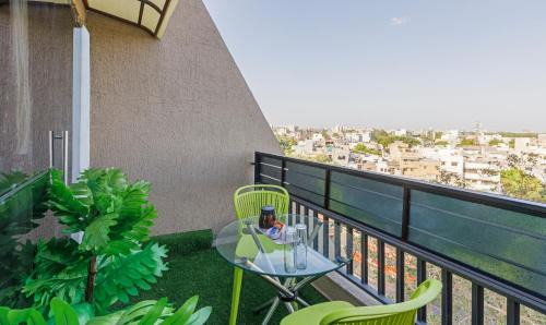 Paldi Hotel | Discover Treebo Prince Plaza: Family-Friendly with Breakfast