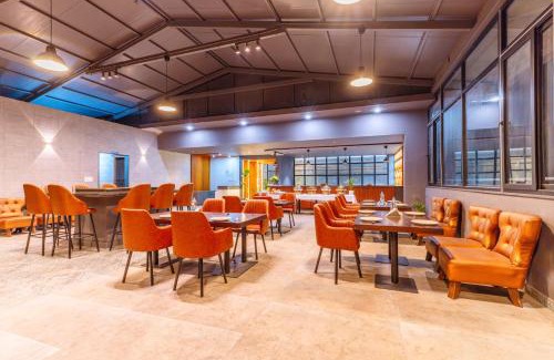 Chikkamagaluru Hotel | Comfortable Stay at TRAVELMORE RC Comforts with Breakfast