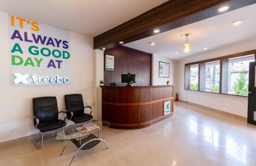 Mahadevpet Hotel | Treebo Regalia Comforts, 15 Mins From Abbey Waterfall