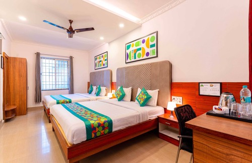 Mahadevpet Hotel | Treebo Regalia Comforts