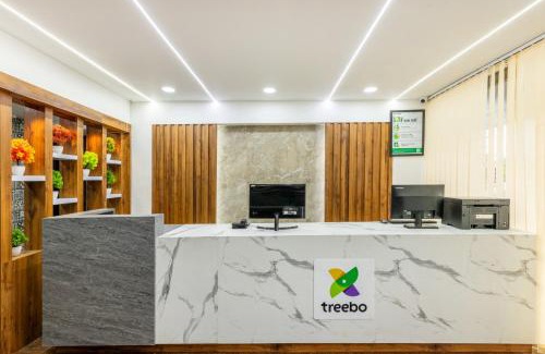 Mangalore Hotel | Discover Treebo Sky City Grand: Family-Friendly Comfort