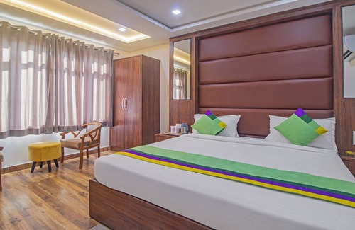 Agra Hotel | Convenient Stay at Treebo The Empire Near Taj Mahal