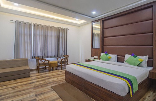 Agra Hotel | Convenient Stay at Treebo The Empire Near Taj Mahal