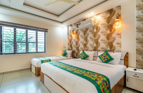 Nedumbassery Hotel | Budget-Friendly Stay at Treebo Thoduvas Star Plaza Cochin