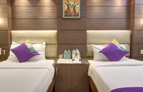 East of Kailash Hotel | Treebo Trend Elite: Family-Friendly Stay Near Delhi Stadium