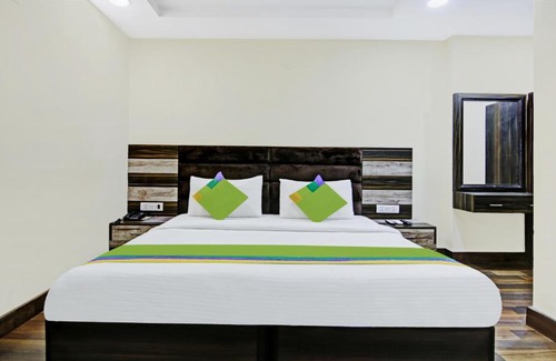 Karol Bagh Hotel | Discover Treebo Trend Singh Continental: Family-Friendly Retreat