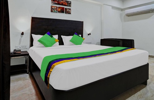 Vijayawada Hotel | Treebo Trend Swarna's