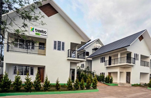 Devikolam Hotel | Experience Mountain Views at Treebo Trend The Hazeberg
