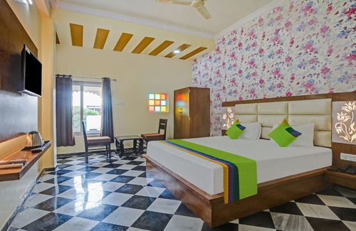 Central Area Hotel | Treebo Trend Vishvam Residency