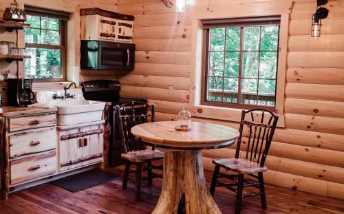 Millersburg House | Enchanting Treehouse #0: Perfect for Family Getaways