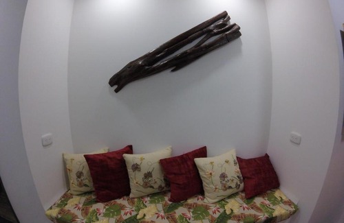 Villavicencio Hotel | Inviting Treehouse 1959 Hotel with Breakfast & Hot Tub
