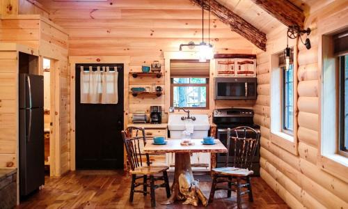 Millersburg House | Exceptional Treehouse #5: Family-Friendly Retreat Awaits